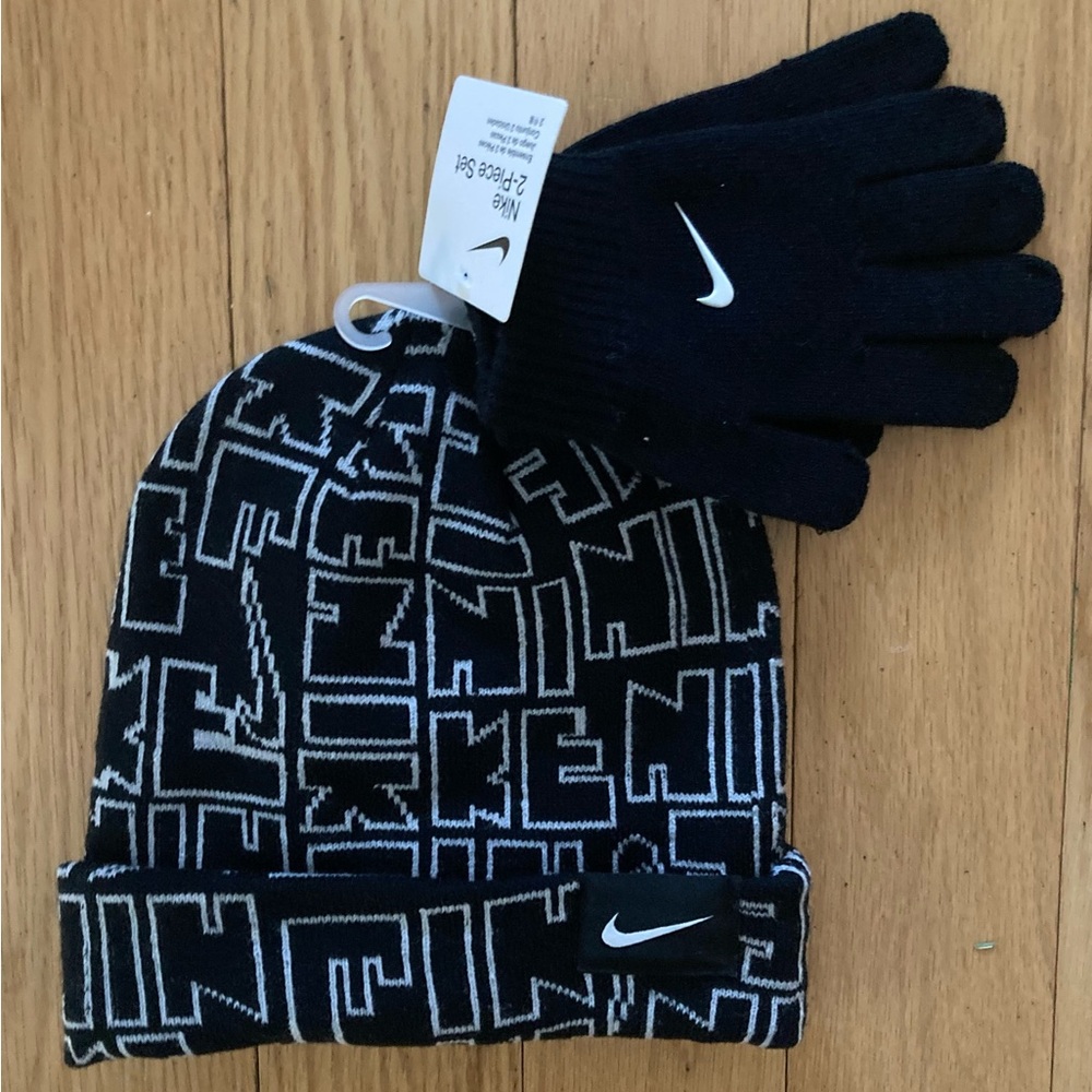 Nike Black and White Gloves and Beanie Set